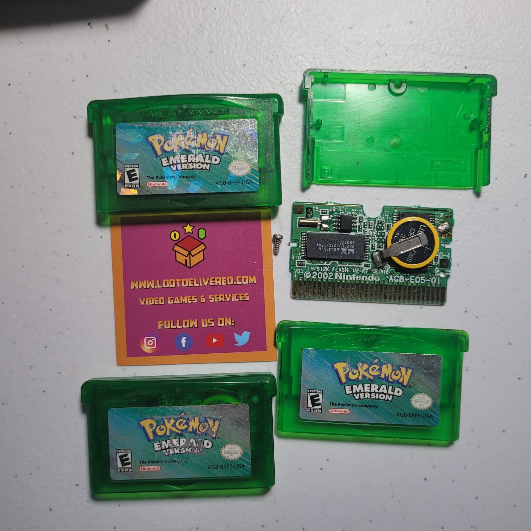 Authentic pokemon emerald popular version new battery